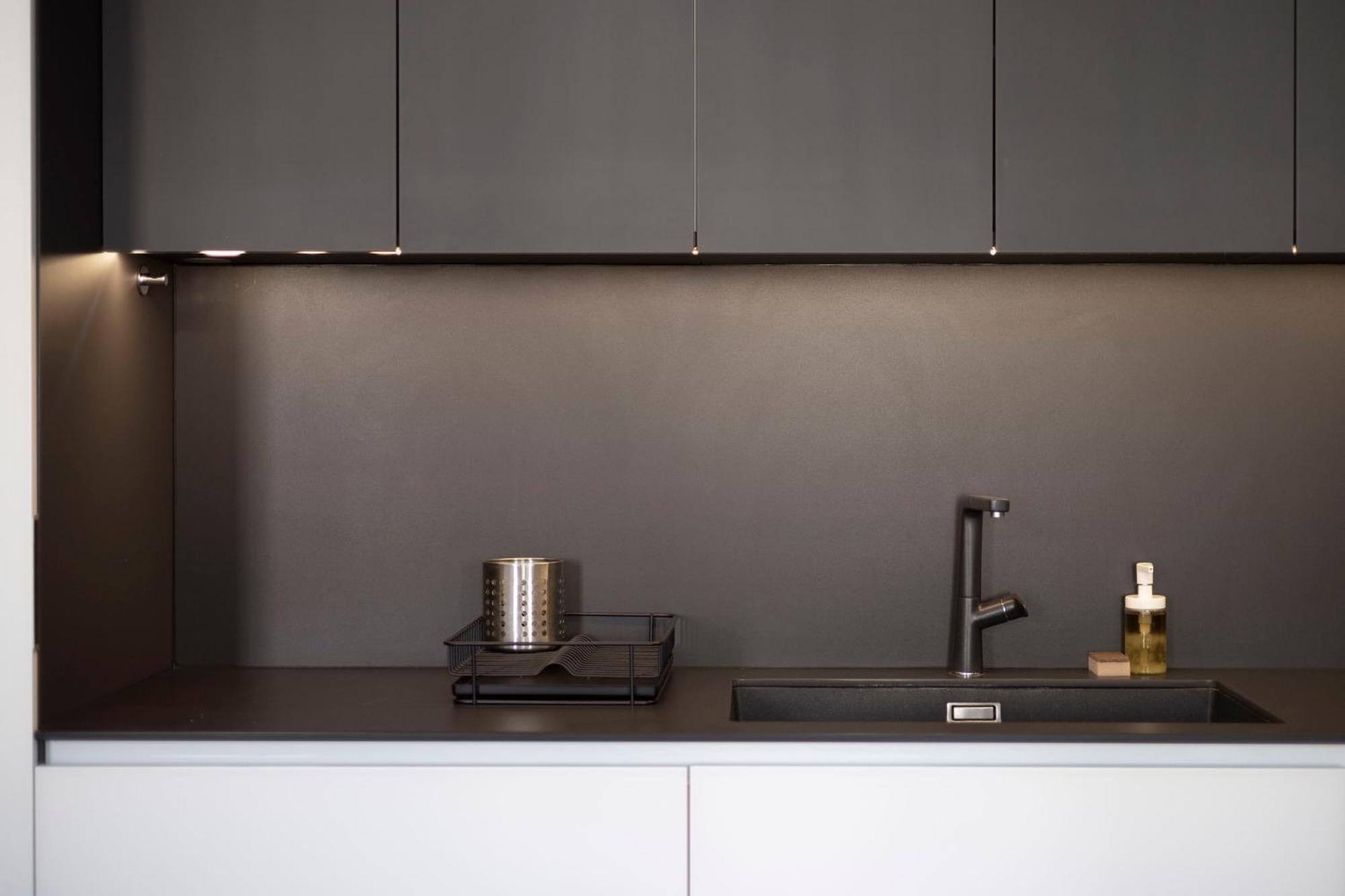 Stylish & Spacious Central Suite By Prestige Homes Budapesta Exterior foto