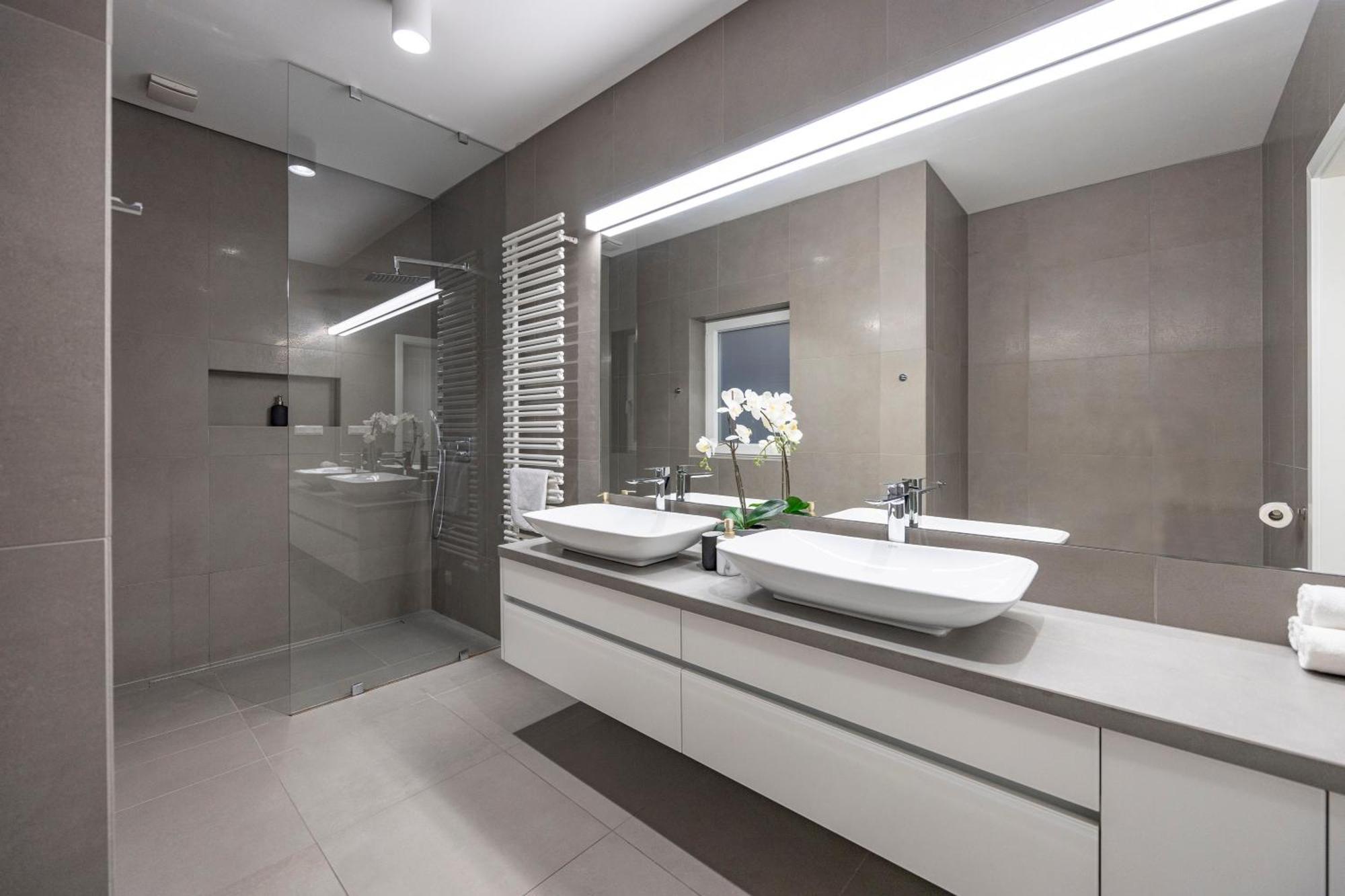 Stylish & Spacious Central Suite By Prestige Homes Budapesta Exterior foto